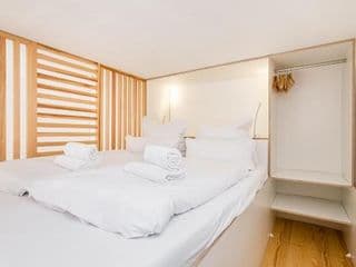 Stylish New Cube Loft by Berlin-Wall-Apartments - Photo 7
