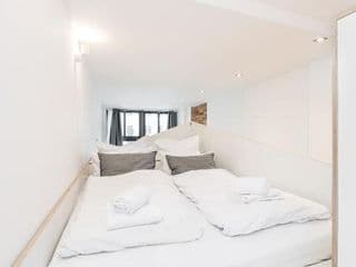 Stylish New Cube Loft II by Berlin-Wall-Apartments - Photo 2