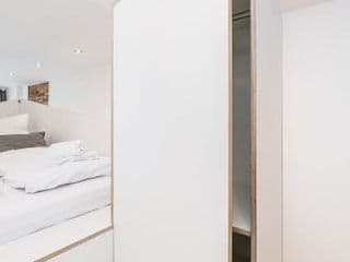 Stylish New Cube Loft II by Berlin-Wall-Apartments - Photo 15