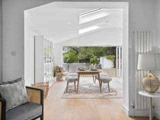 Clarence House-Windsor-Parking-5 bed - Photo 15