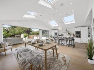 Clarence House-Windsor-Parking-5 bed - Photo 16