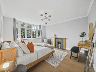 Clarence House-Windsor-Parking-5 bed - Photo 4