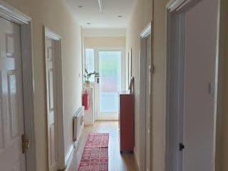 Guess bungalow wembley - Photo 5