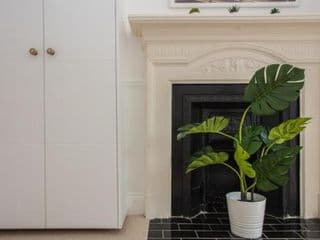 Stylish & Modern 3 Bed Flat in NW London with Garden - Photo 22