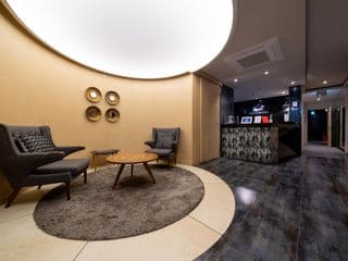 Sinchon Lexy - Photo 2