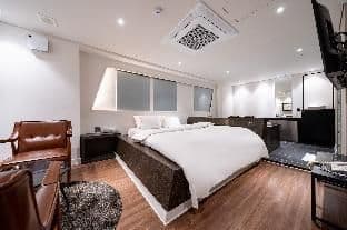 Sinchon Lexy - Photo 5