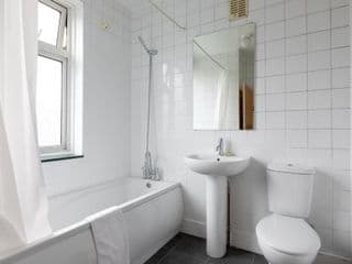 Euro Hotel Harrow - Photo 18