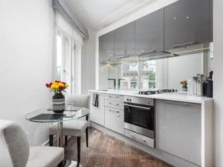 Grosvenor Gardens by CAPITAL - Photo 14