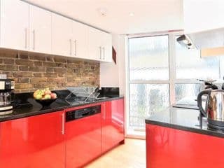 London Bridge Central Apartments - Photo 2