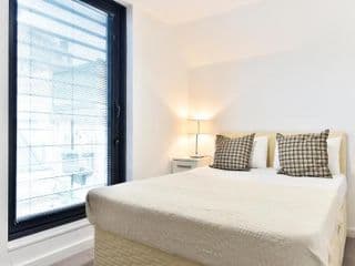 London Bridge Central Apartments - Photo 13