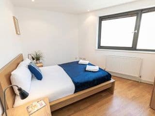 Fantastic Stays at Camden - Photo 6