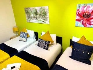London Excel 2 Bedrooms, Reception, Spacious Apartment - Photo 16
