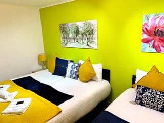 London Excel 2 Bedrooms, Reception, Spacious Apartment - Photo 6