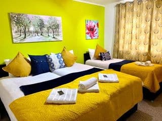 London Excel 2 Bedrooms, Reception, Spacious Apartment - Photo 8