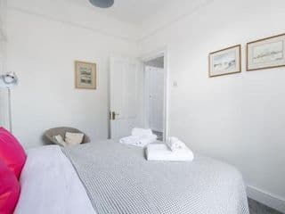 Stylish Sloane Square Home Close to Victoria by UndertheDoormat - Photo 12