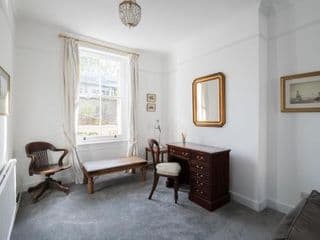 Stylish Sloane Square Home Close to Victoria by UndertheDoormat - Photo 14