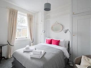 Stylish Sloane Square Home Close to Victoria by UndertheDoormat - Photo 4