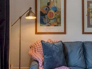 Amazing 5 Bed Victorian House - Clarence House - Photo 11