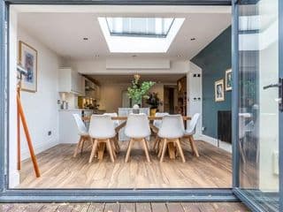 Amazing 5 Bed Victorian House - Clarence House - Photo 15