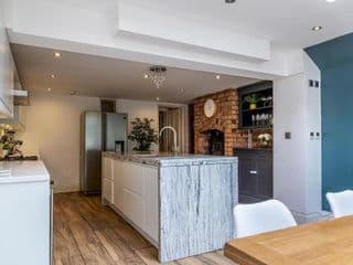 Amazing 5 Bed Victorian House - Clarence House - Photo 16