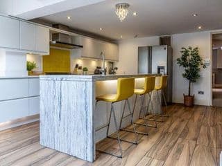 Amazing 5 Bed Victorian House - Clarence House - Photo 17