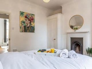 Amazing 5 Bed Victorian House - Clarence House - Photo 20