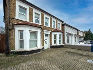 West Ealing Serviced Apartment - 2 Bedroom 2 Bath Parking Near Station - Photo 16