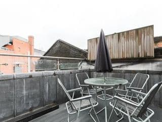 Trafalgar Square Apartments - Photo 2