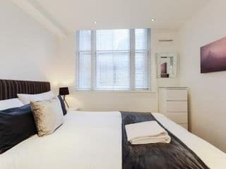 Trafalgar Square Apartments - Photo 24