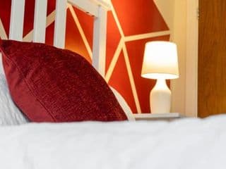 Avril Serviced Apartment - Photo 12