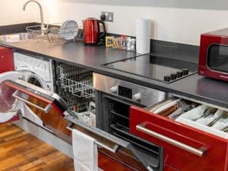 Avril Serviced Apartment - Photo 22