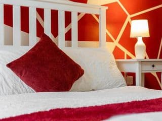 Avril Serviced Apartment - Photo 8