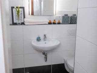 90qm Ferienwohnung Berlin Zentrum Nähe Prenzlauer Berg, 2 Bäder - Photo 13