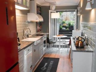 90qm Ferienwohnung Berlin Zentrum Nähe Prenzlauer Berg, 2 Bäder - Photo 4