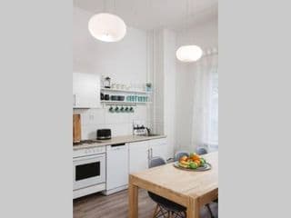 City Apartment near Shooping Center, 6 guests - Photo 2