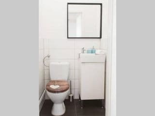 City Apartment near Shooping Center, 6 guests - Photo 10