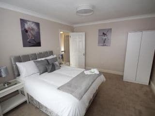 Kenton House - Photo 20