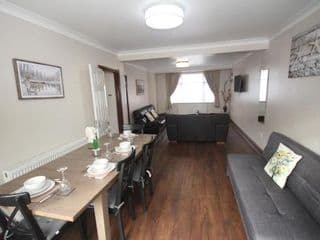 Kenton House - Photo 5