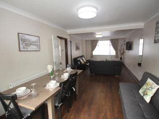 Kenton House - Photo 9