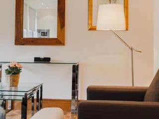 Monument Apartments - Photo 2