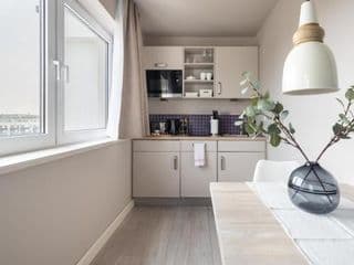 Schoenhouse Living - Photo 3