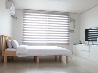 Three Bed room unit nearby Metro and E-Mart - Photo 5