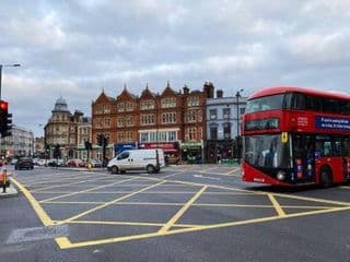 Two Bedroom Garden Flat in Zone 2 London - Photo 9