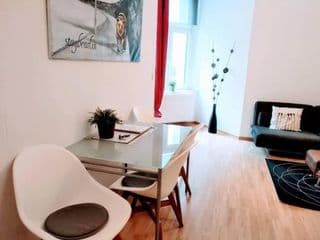 Quiet studio apartment in Prenzlauer Berg near Mauerpark - Photo 8