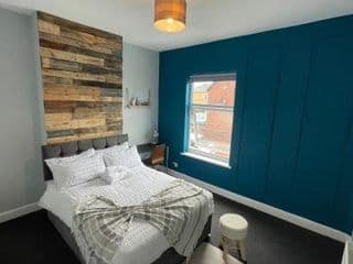 Large 6 bedroom house in Smethwick