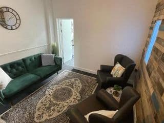 Large 6 bedroom house in Smethwick - Photo 16