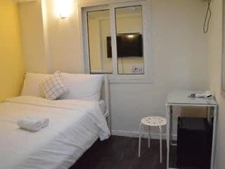 J mini hotel & house - Photo 14
