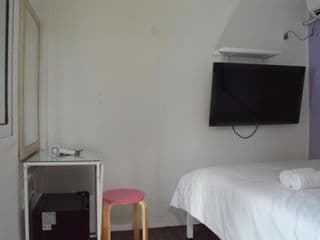 J mini hotel & house - Photo 18