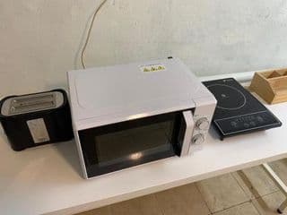 J mini hotel & house - Photo 10