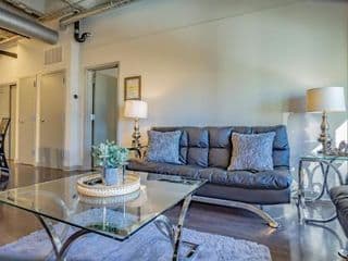 2 Bedroom Fully Furnished Apartment near Emory University Hospital Midtown - Photo 5